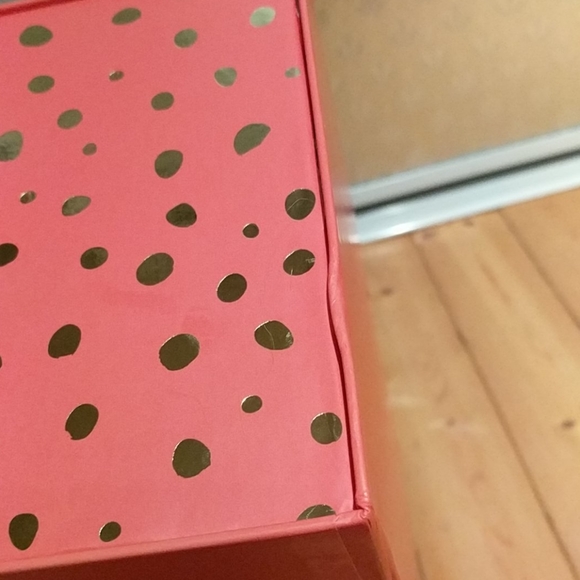 Decorative Storage Box Odds and Ends (6) - Picture 6 of 10